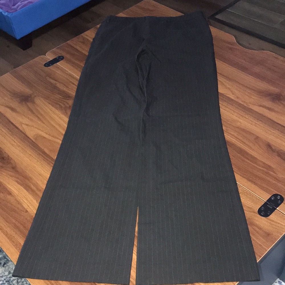 H&M pants - Picture 2 of 5